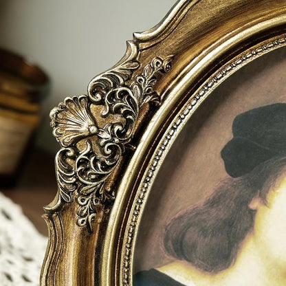 Cuspin 5x7 Gold Frames Vintage Picture Frame, Bronze Gold 5 by 7 Picture Frame Hand-Crafted Resin with Glass Front Ornate Retro Antique Photo Frame for Wall and Tabletop Display Home Decor