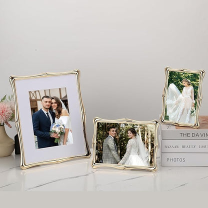 4 x 6'' Premium Alloy Gold Photo Frame - High-End Décor Picture Frames 6x4'' with Velvet Backing,Hi End Décor Metal Frames