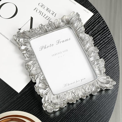 Silver 5x7 Picture Frame, Vintage Silver Palm Leaves Textured Hand-Crafted Resin with Glass Front Elegant Retro Vintage Rustic Design Photo Frame for Wall and Tabletop Display Home Decor