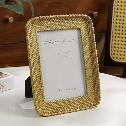 Cuspin Vintage Gold 5x7 Picture Frame, Gold Metal Rattan Textured Hand-Crafted Photo Frame with Glass Front Antique Picture Frame for Tabletop Display & Wall Display, Retro Design Home Decor