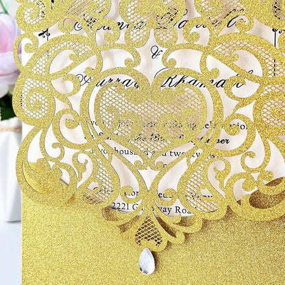 Hosmsua 5.12 x 7.3 50pcs Personalized Gold Laser Cut Flora Wedding Invitation Cards with Rhinestone and Envelopes Invitations for Quinceañera Wedding Invite (Customized Printed)